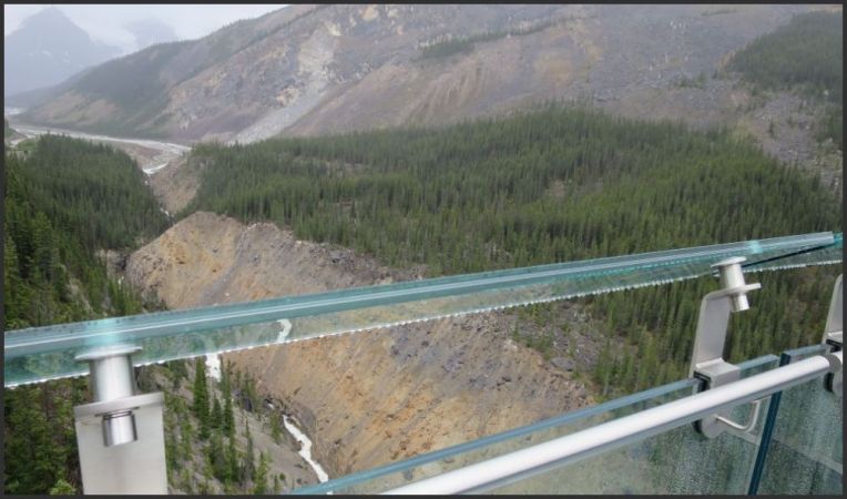 glacier-skywalk-3