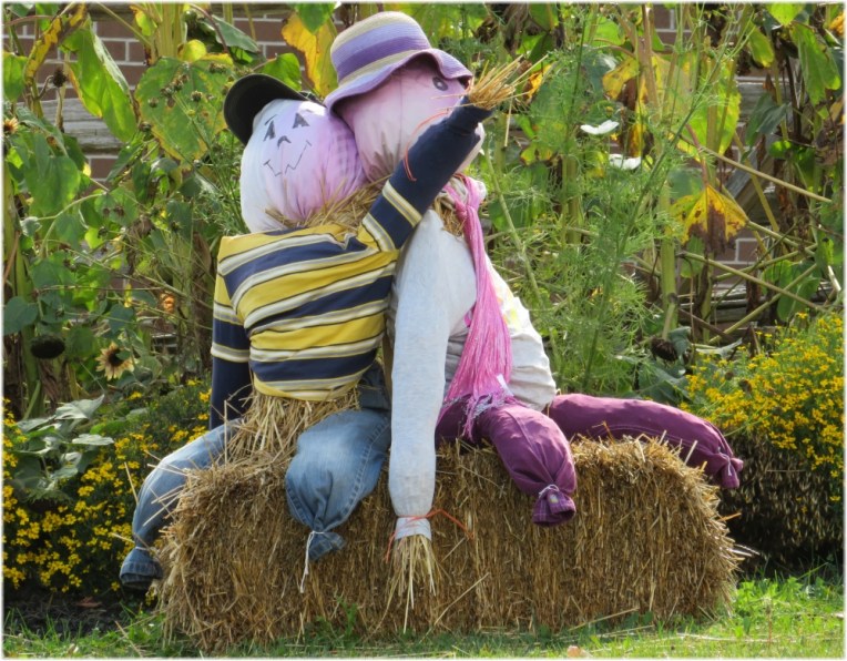 Scarecrow contest school detail 2