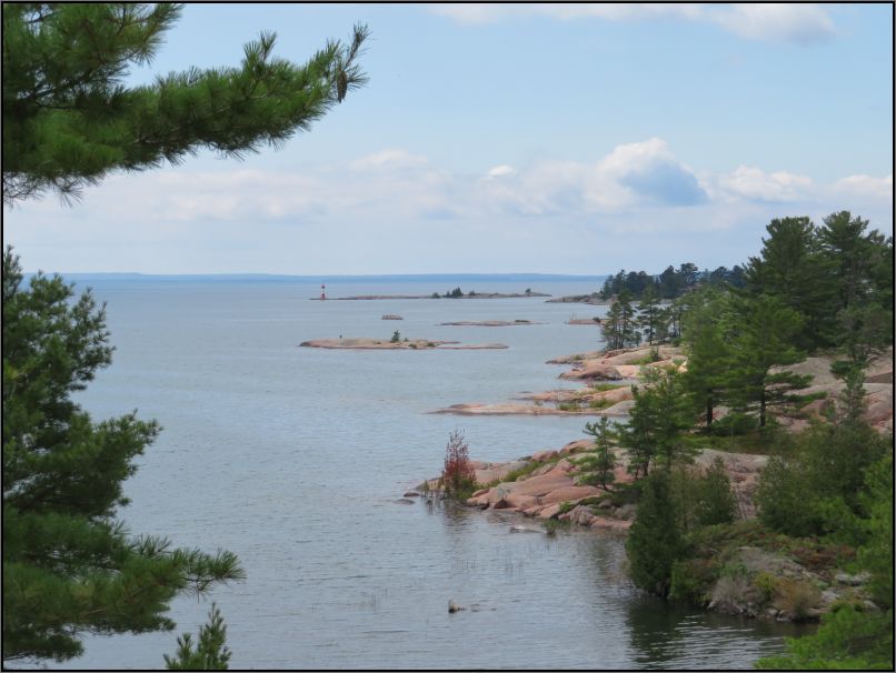 Killarney park, Chikanishing trail - Georgian Bay shore