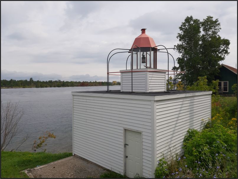 The bird-cage lighthouse, Little Current - Manitoulin Island