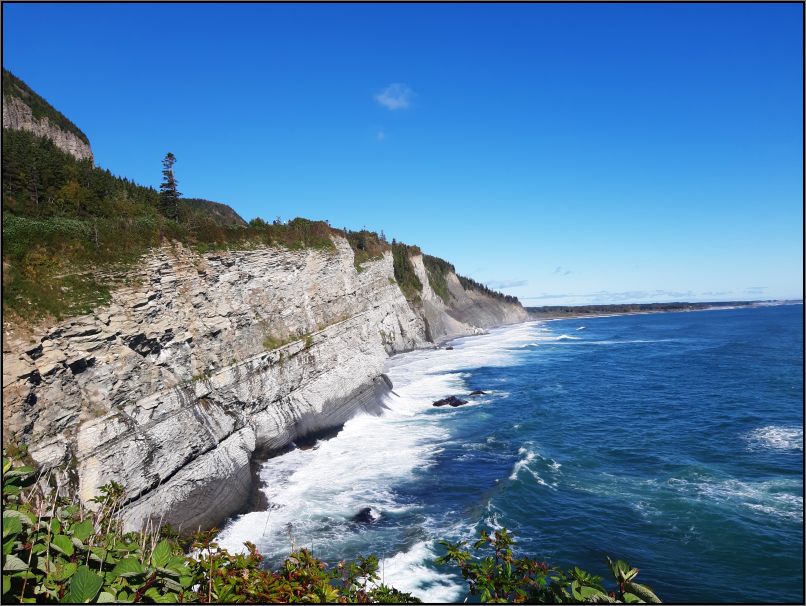 The rocky shore, Cap Bon Ami - Forillon NP, Quebec
