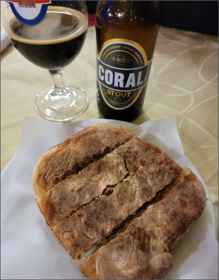 Bolo de caco and Coral beer