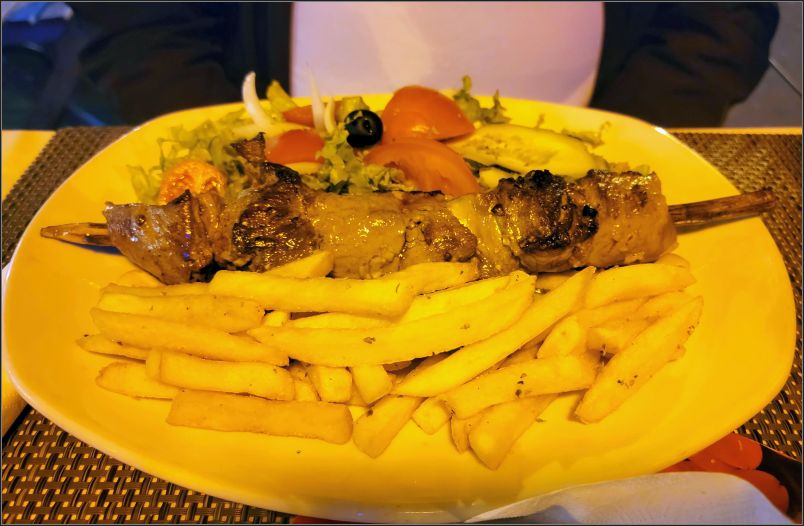 Espetada Madeirense (Madeiran beef skewers)