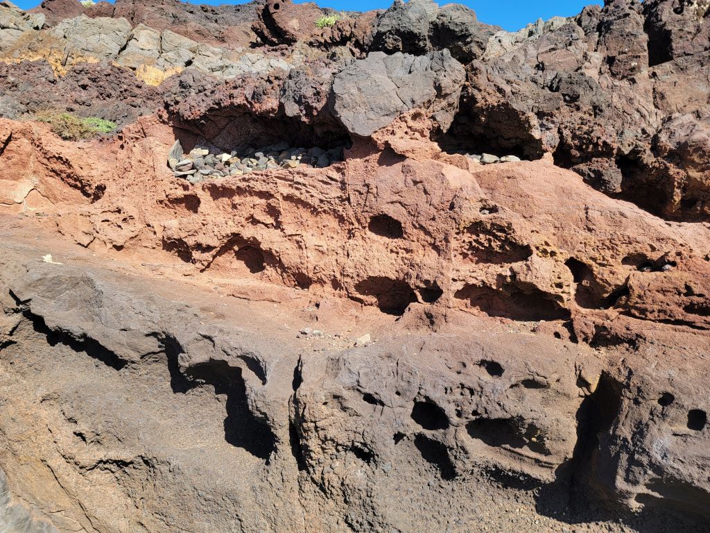 Thick sequence of layered lava