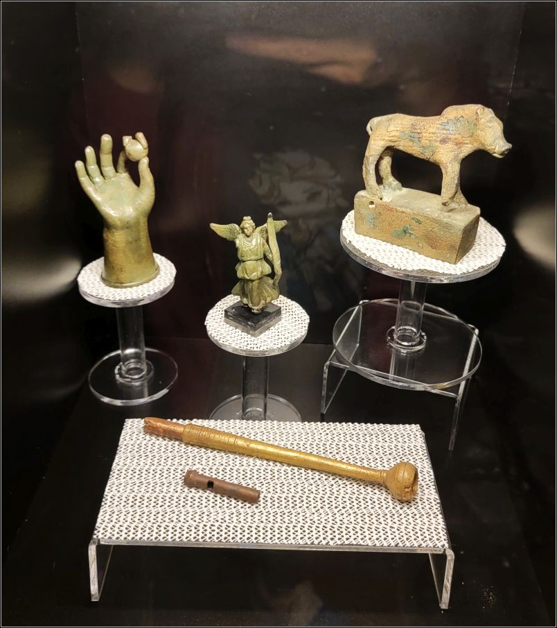Roman artefacts, 2nd-3rd century