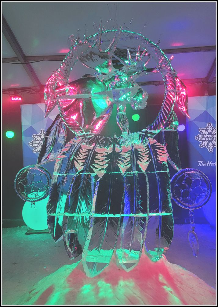 Moose of the seventh wind, Carvers Ross Baisas and Antonio Baisas