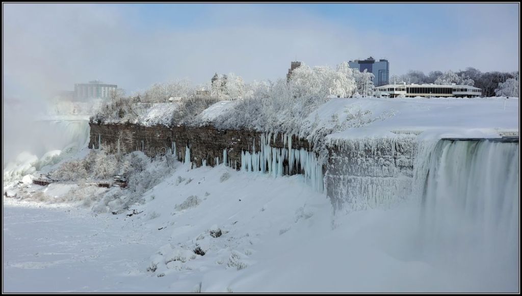 Niagara Falls, American shoreline