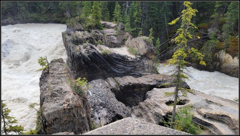 outcrop at Natural Bridge